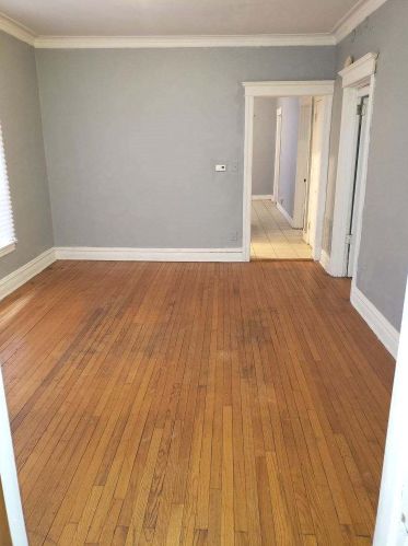 7632 Emerald Ave, Chicago, IL 60620-2426