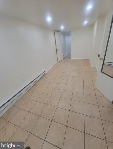 1248 Magee Ave, Philadelphia PA  19111-4942 exterior