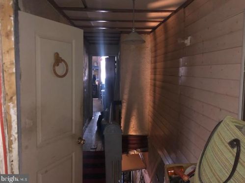 937 Jackson St, Philadelphia PA 19148-3120 exterior