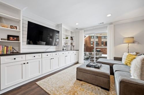 820 Laflin St, Chicago IL 60827-5710 exterior