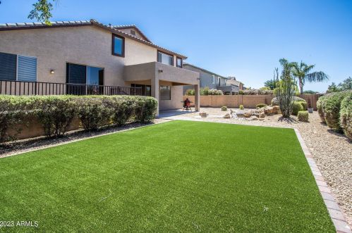 2698 Firestone Dr, Chandler AZ 85249-7387 exterior