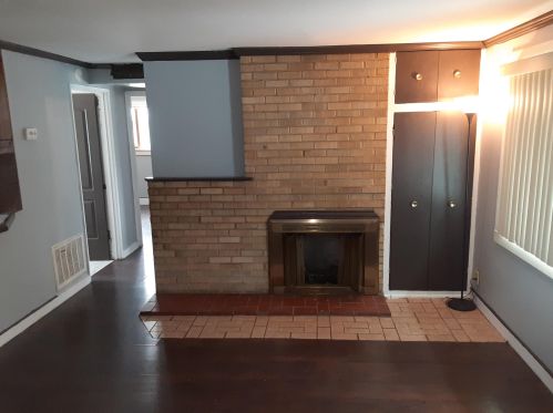 4334 42 Pl, Milwaukee WI 53216-1623 exterior