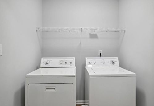 7250 Wheeler Ct, Lithonia GA  30058-9043 exterior