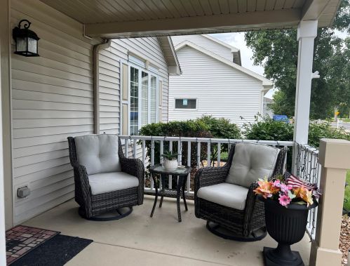 9143 94th St, Milwaukee, WI 53224-1701