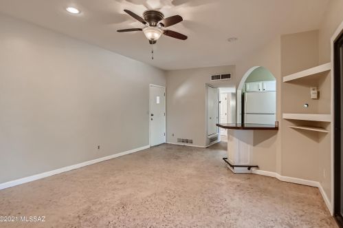 8731 7 St, Tucson AZ 85719-5507 exterior