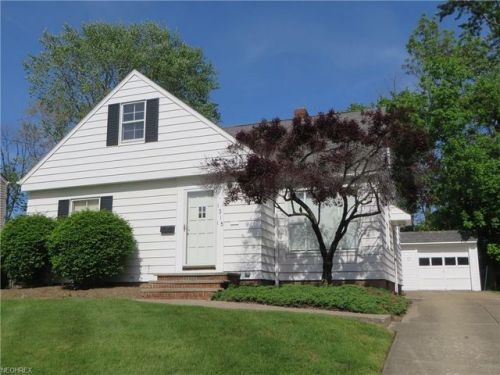 1315 Irene Rd, Cleveland OH  44124-1318 exterior