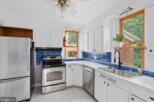 390 Franklin St, Pottstown PA  19464-5369 exterior