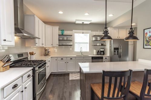 956 Dayton Ave, Saint Paul MN 55104-6544 exterior