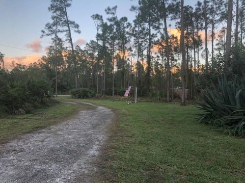 2362 27 Ave, Naples FL 34120-7411 exterior