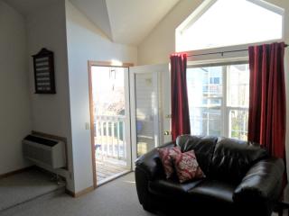 7329 Timber Lake Trl, Madison WI  53719-3714 exterior