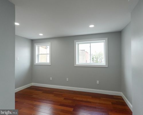 1021 Ellsworth St, Philadelphia PA  19147-4637 exterior