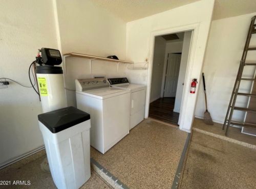 1782 Palm Beach Dr, Chandler AZ  85249-8716 exterior