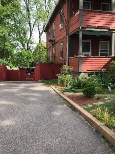 604 Blackstone St, Woonsocket RI  02895-1802 exterior