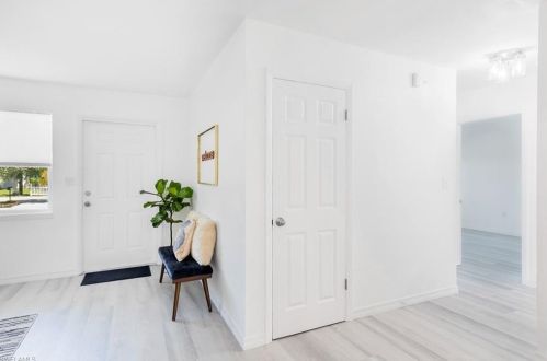 1096 Rordon Ave, Naples FL 34103-4577 exterior