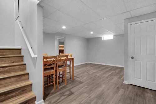 5504 Heathwood, Grand Rapids MI 49508 exterior