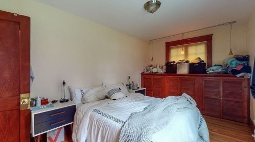 25 Circuit Ave, Worcester MA 01603-2159 exterior