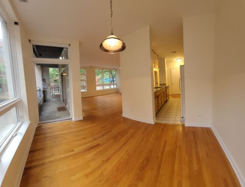 1151 Washington Blvd, Chicago IL  60607-2002 exterior