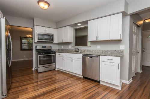 6245 Plaza Cir, Milwaukee WI  53223-2255 exterior