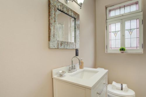 6111 Pointe Blvd, Saint Louis MO 63147-1007 exterior