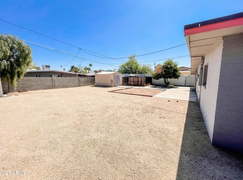 12007 36 St, Phoenix AZ 85028-1312 exterior