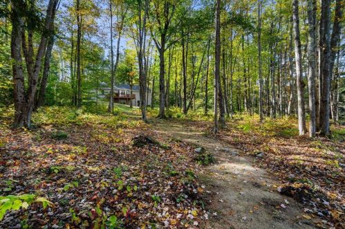 143 Bear Hill Rd, Concord NH  03307-1413 exterior