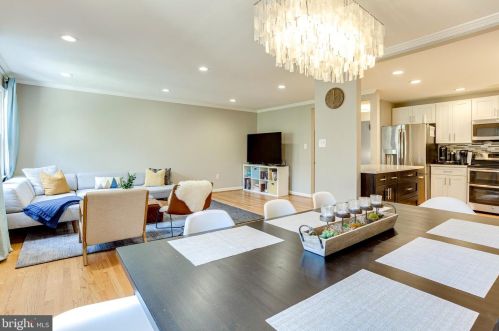 5819 Tudor Ln, Rockville MD 20852-2852 exterior