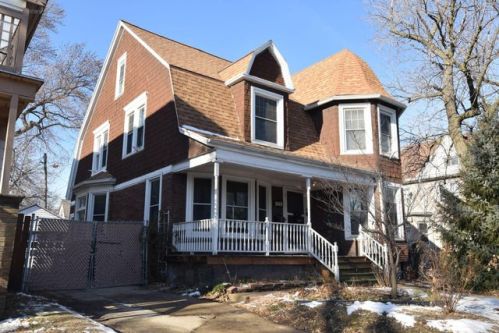 713 21st St, Milwaukee, WI 53204-1148