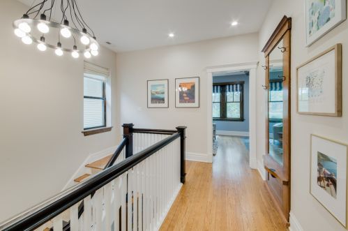 4727 Artesian Ave, Chicago IL 60645-5302 exterior