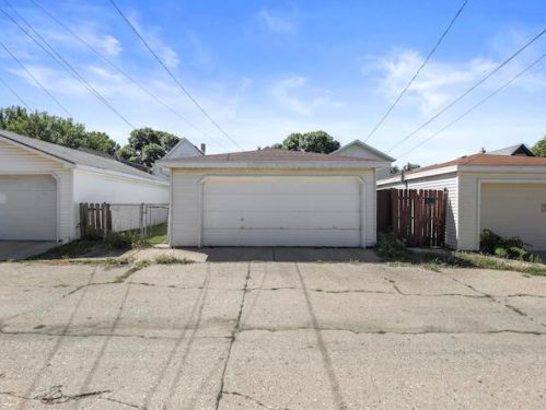 3412 8th St, Milwaukee WI 53206-0028 exterior