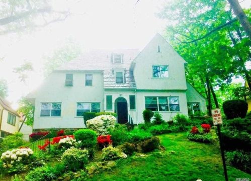 160 Lorraine Ave, Mount Vernon NY 10553-1206 exterior