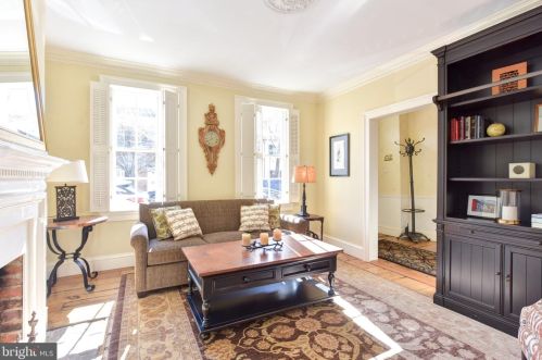 1103 Prince St, Alexandria VA 22314-2934 exterior