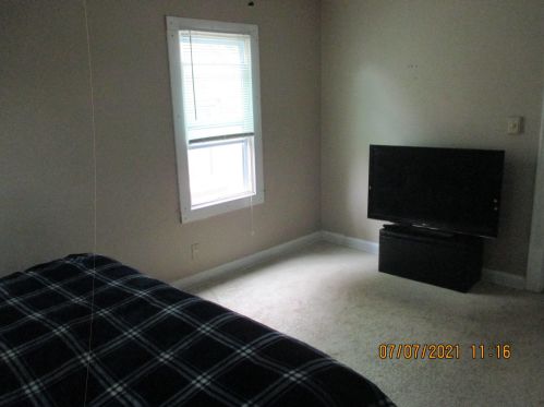 4319 87th St, Milwaukee WI  53222-1799 exterior