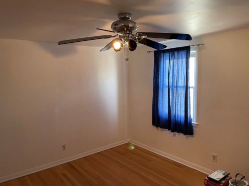 6129 Mcvicker Ave, Chicago IL 60638-4325 exterior