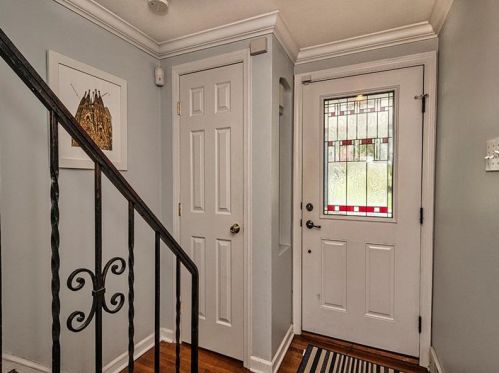 805 Fruithurst Dr, Pittsburgh PA 15228-2565 exterior