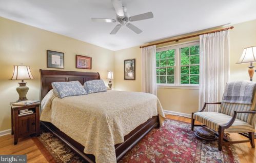 34 Long Dr, Trenton NJ 08648-2714 exterior