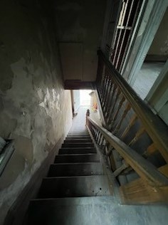 2726 Merwyn Ave, Pittsburgh PA 15204-1918 exterior