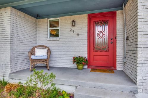 2815 Green Meadow Dr, Dallas, TX 75228-5128