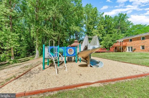 1070 Carson Dr, Huntingtown MD 20639-9507 exterior