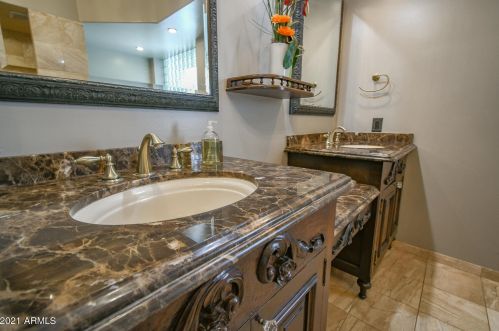 3151 Greythorne Way, Chandler AZ  85248-2152 exterior