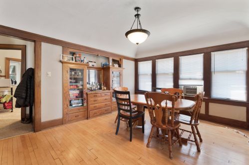 556 61, Milwaukee WI 53213-4166 exterior