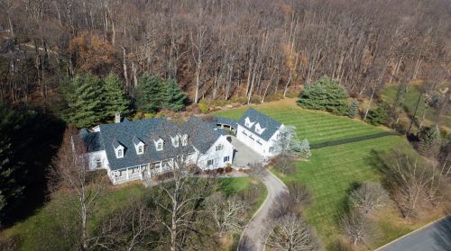 1 Park Rdg Ct, Chester NJ 07930-3016 exterior