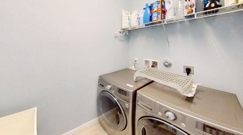 898 Curtis St, Fort Pierce FL 34983-1935 exterior