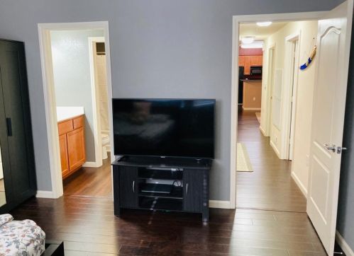 900 Moon Cir, Folsom CA  95630-4108 exterior