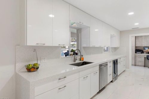 3790 8 Ave, Naples FL 34120-4923 exterior