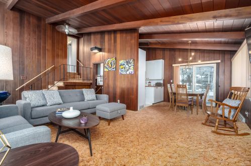 7625 Julie Dr, Kalamazoo MI  49024-4915 exterior