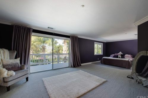 11307 Brookfall Ct, Riverside CA 92505-5135 exterior