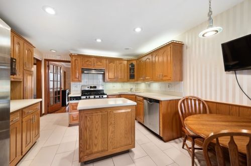 4152 Mason Ave, Chicago IL 60634-1614 exterior