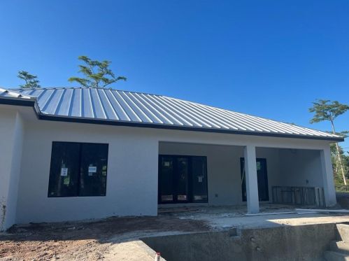 538 10th Ave, Naples FL 34120-5061 exterior