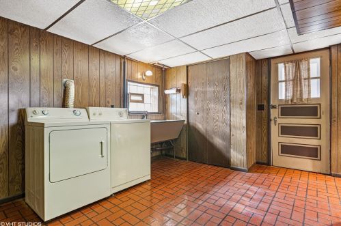 3042 77 Ave, Chicago IL 60707-3007 exterior