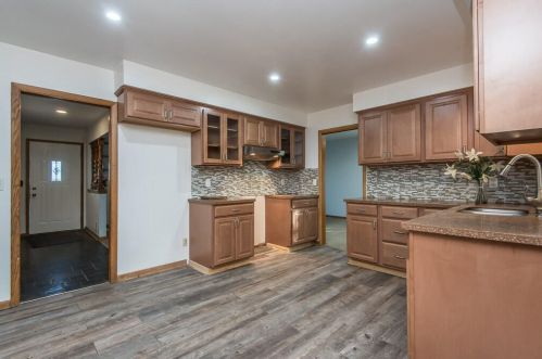 8115 Joseph Ave, Milwaukee WI exterior